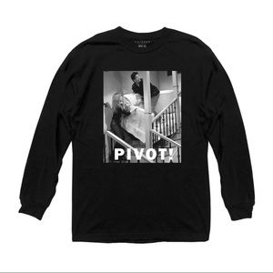Men's Friends Long Sleeve T-Shirt "PIVOT" Graphic Black Size M